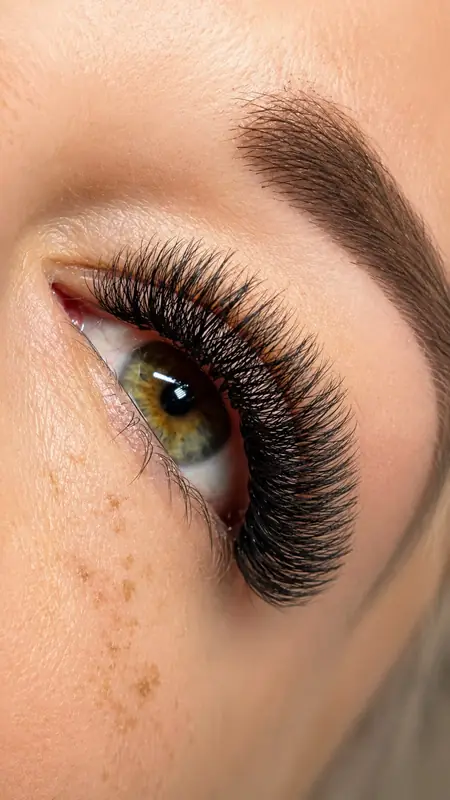 Volume Lashes result