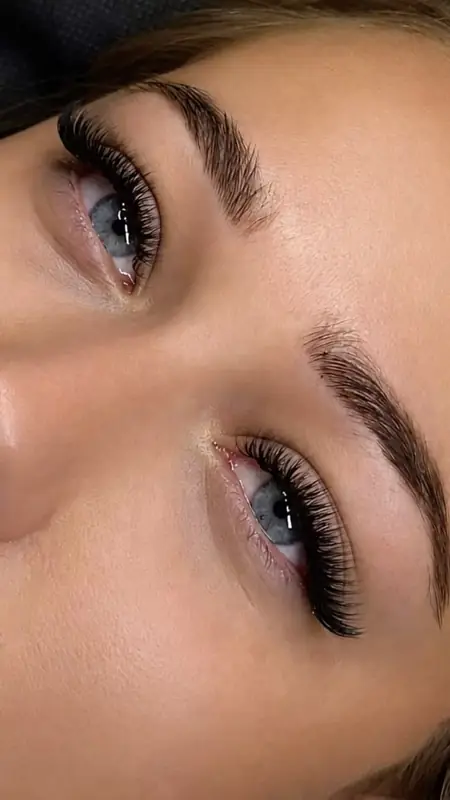 Volume Lashes result