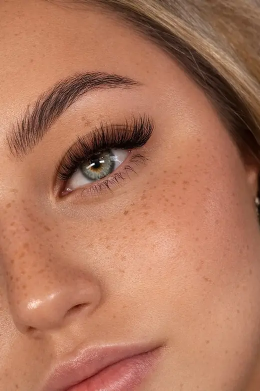 Volume Lashes result