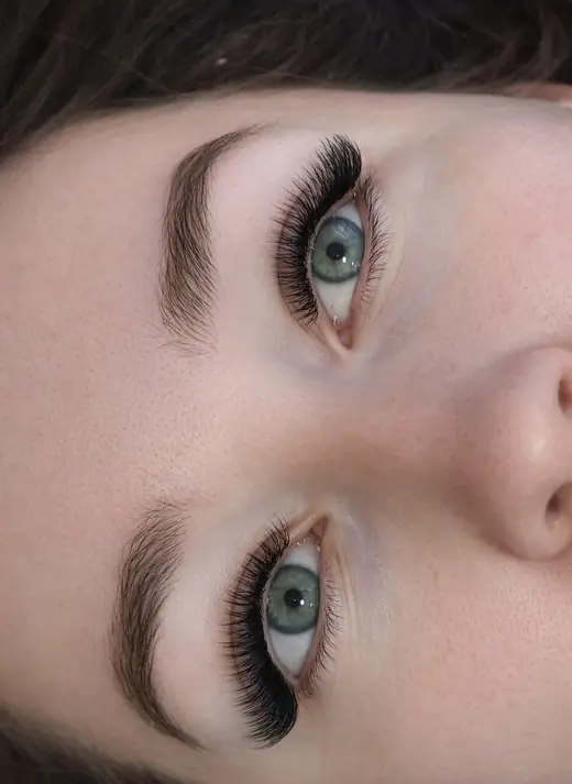 Volume Lashes result